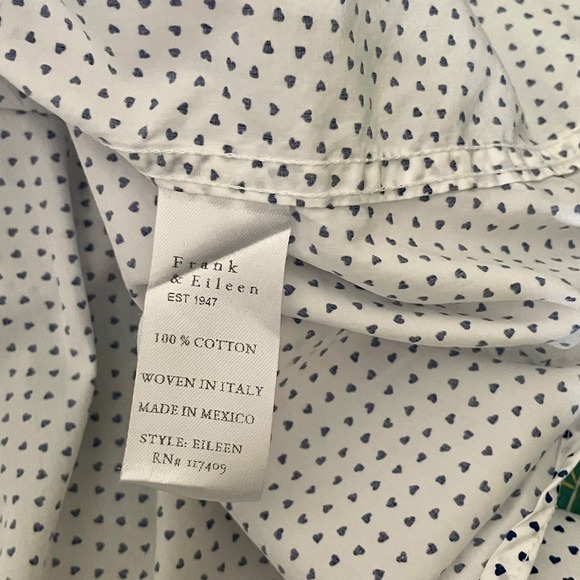 FRANK & EILEEN White Blue Heart Print Buttondown Shirt Top Academia Preppy Large